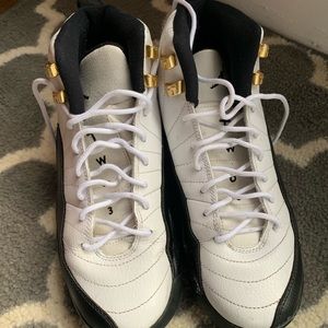 Jordan retro 12s